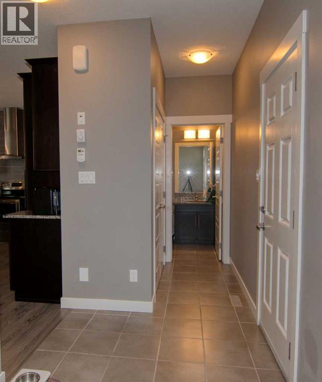 559 Moonlight Lane W, Lethbridge, Alberta
