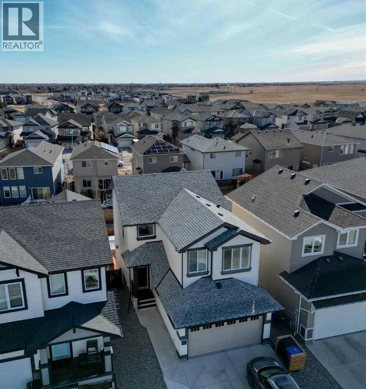 559 Moonlight Lane W, Lethbridge, Alberta