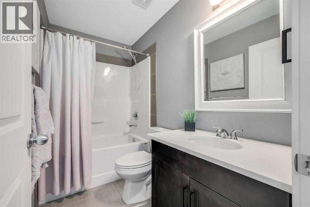 19 Marquis Gardens Se, Calgary, Alberta