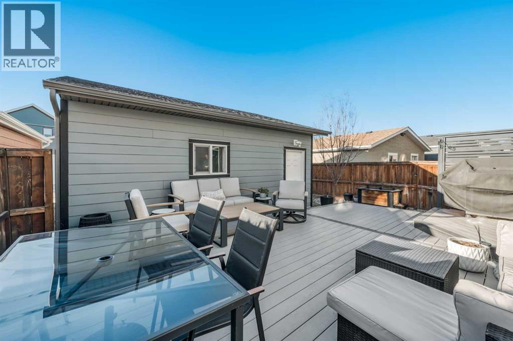 19 Marquis Gardens Se, Calgary, Alberta