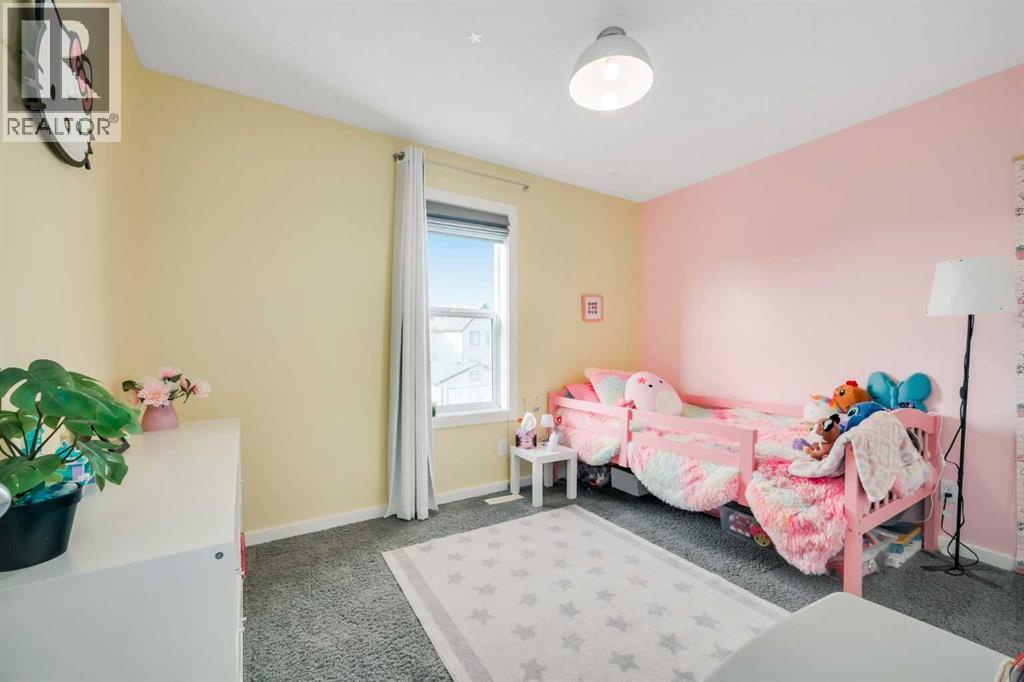 19 Marquis Gardens Se, Calgary, Alberta