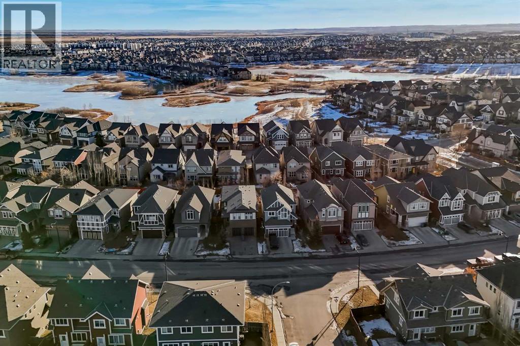 19 Marquis Gardens Se, Calgary, Alberta