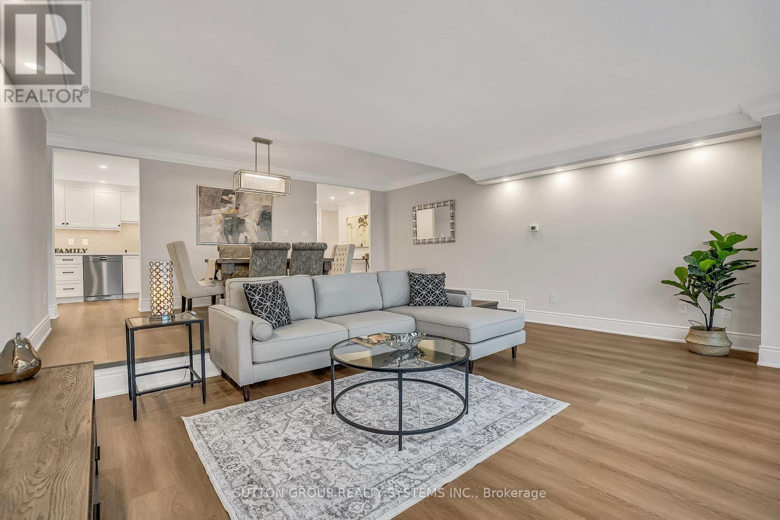501 - 2180 Marine Drive, Oakville (br Bronte), Ontario