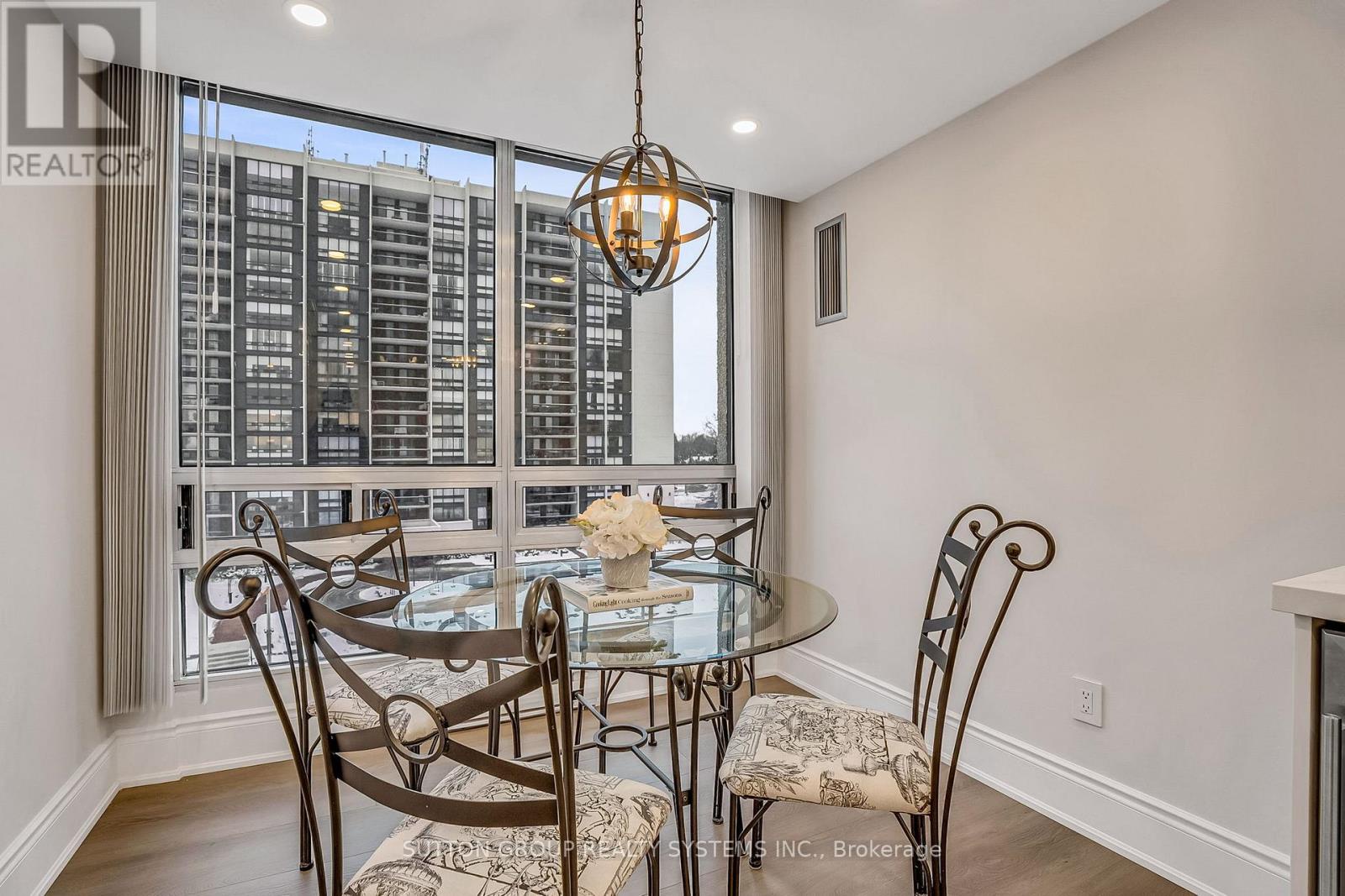 501 - 2180 Marine Drive, Oakville (br Bronte), Ontario