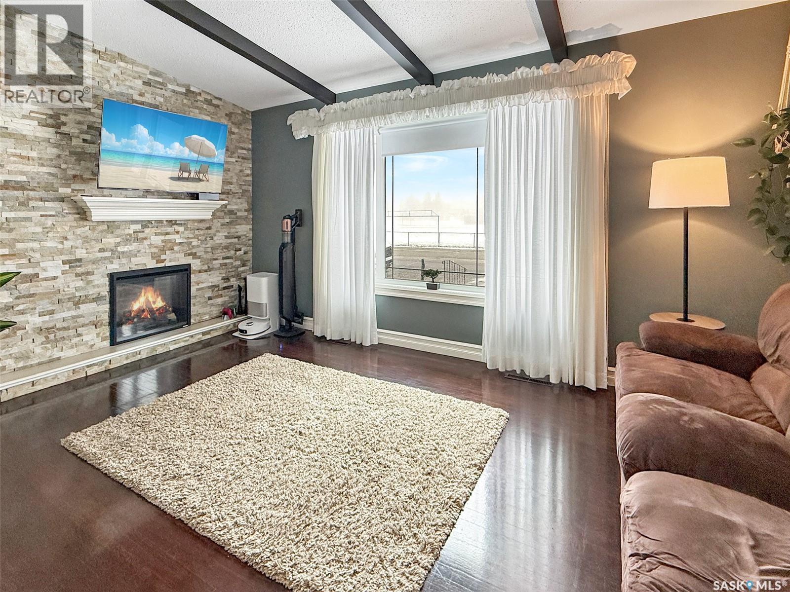 270 2nd Avenue Se, Swift Current, Saskatchewan