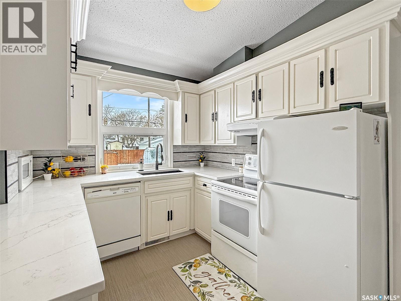 270 2nd Avenue Se, Swift Current, Saskatchewan