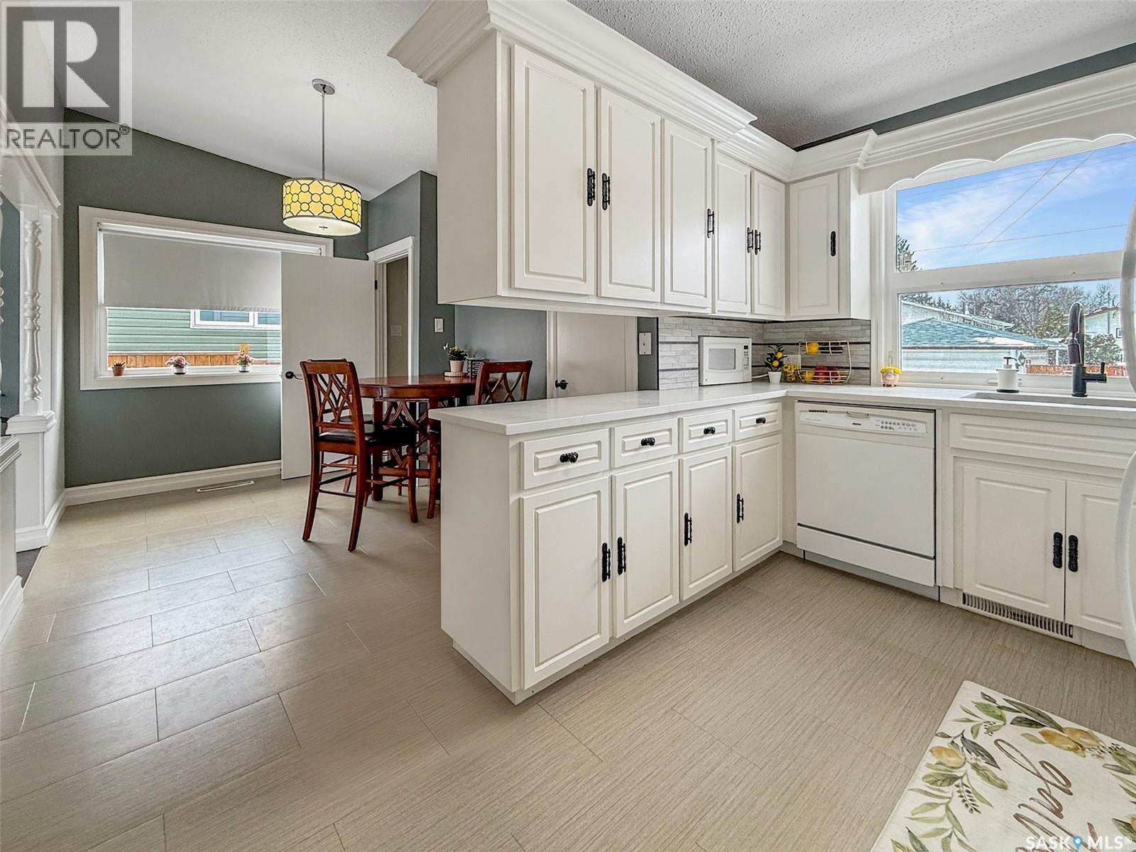 270 2nd Avenue Se, Swift Current, Saskatchewan