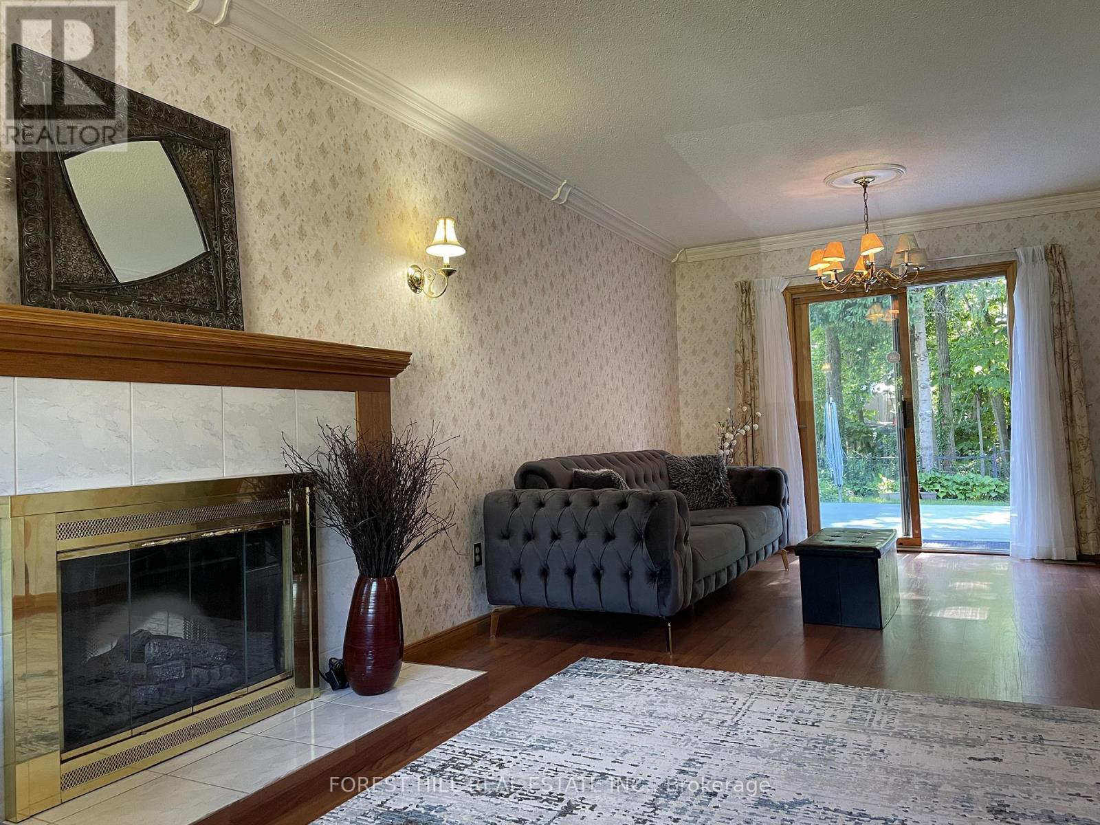 176 Golfview Road, London South (south Q), Ontario
