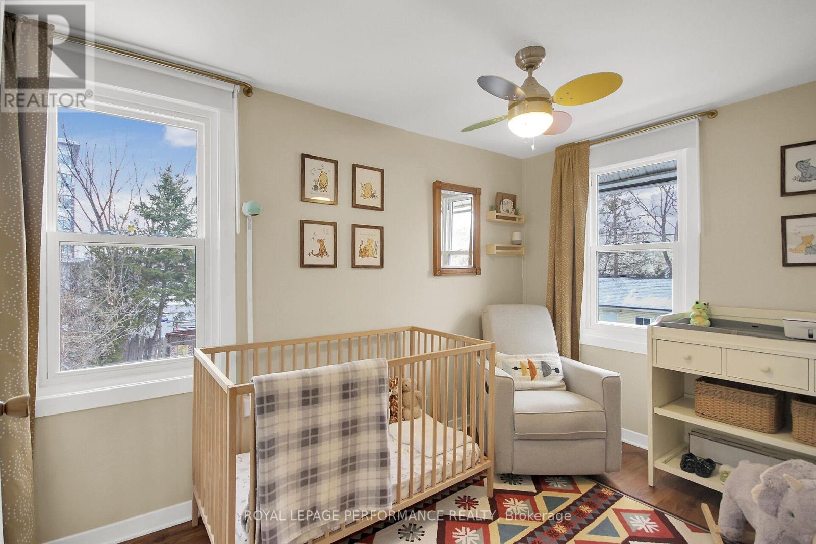 345 Tweedsmuir Avenue, Ottawa, Ontario