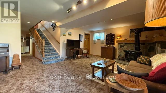 6 Cayley Street N, Brockton, Ontario