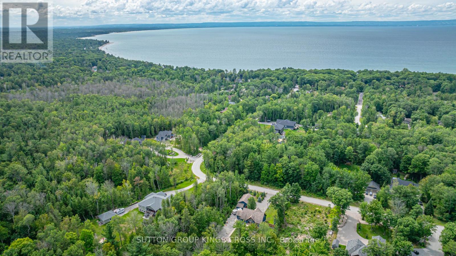 31 Spruce Street, Tiny, Ontario
