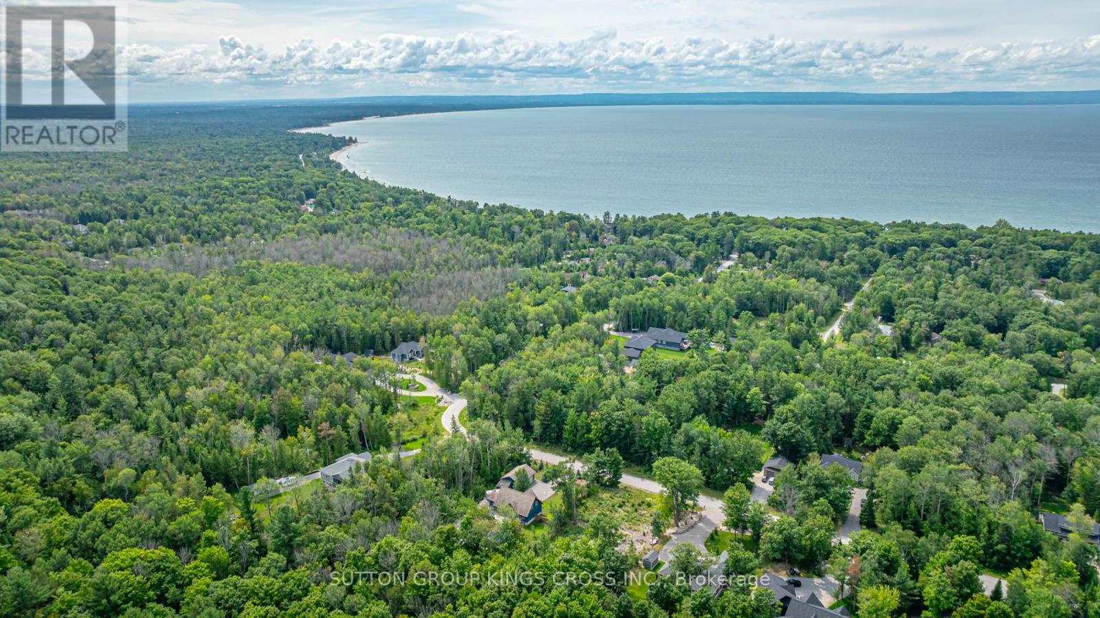 31 Spruce Street, Tiny, Ontario