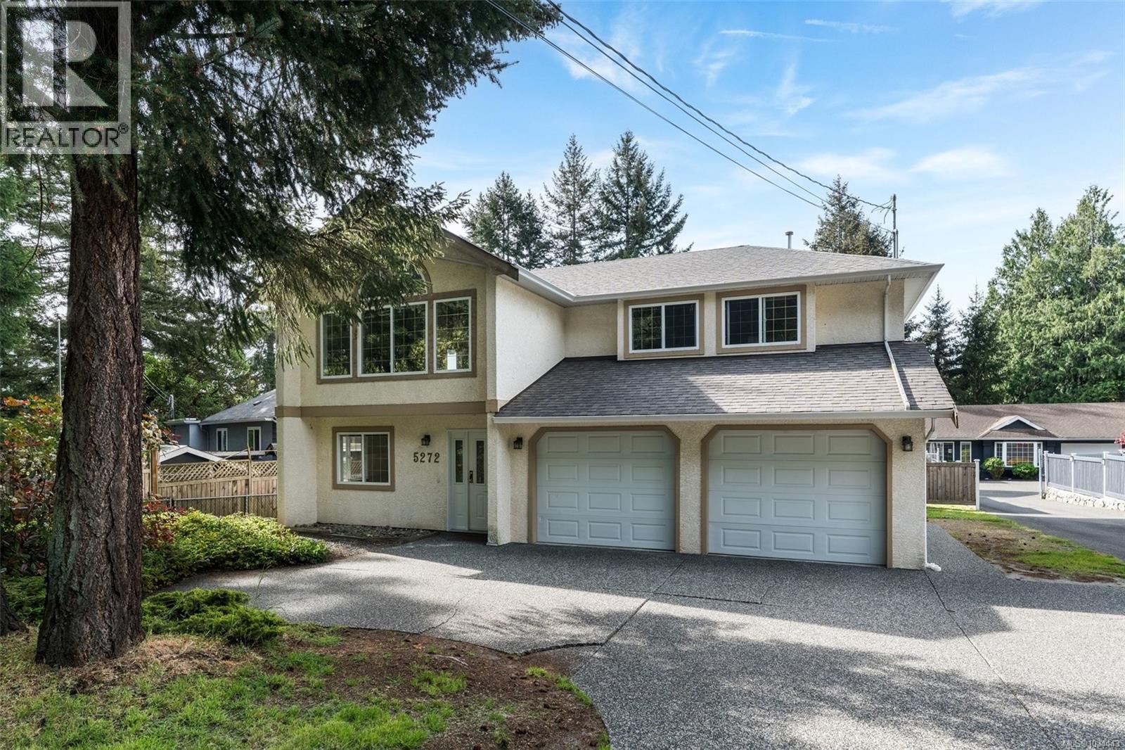 5272 Cordova Bay Rd, Saanich, British Columbia
