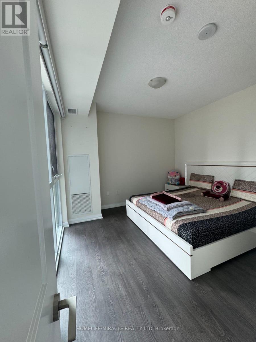 521 - 50 Thomas Riley Road, Toronto (islington-city Centre West), Ontario