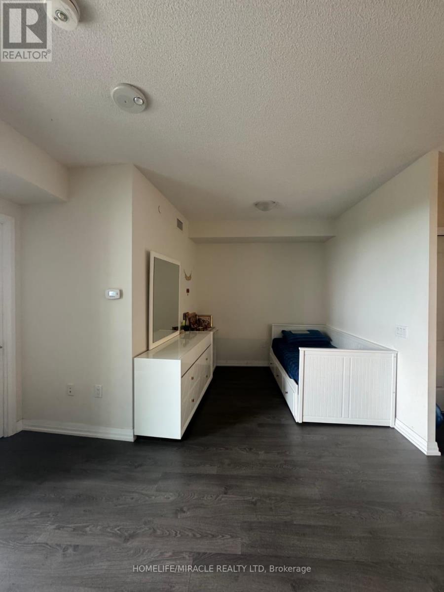 521 - 50 Thomas Riley Road, Toronto (islington-city Centre West), Ontario