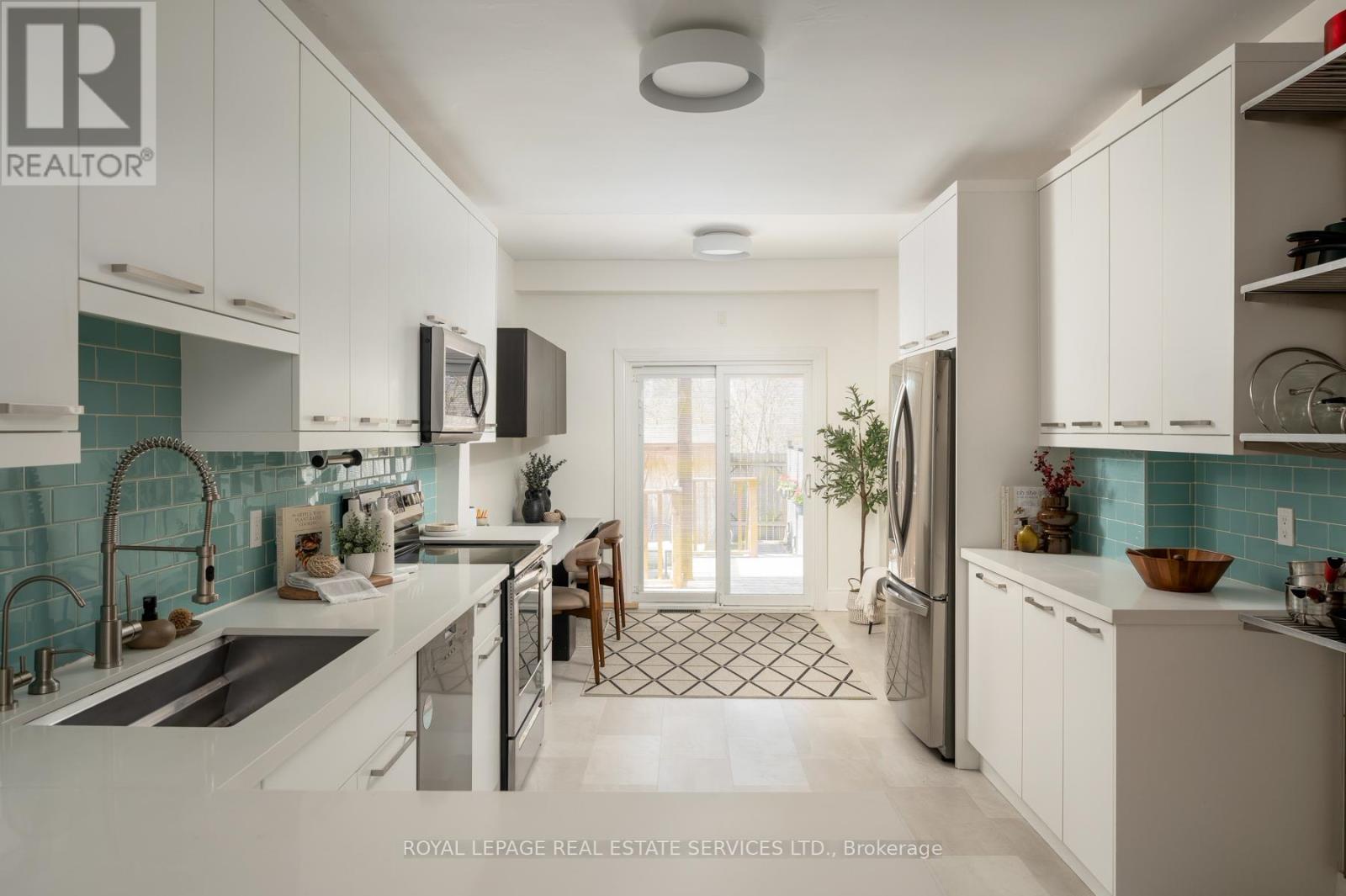 164 Munro Street, Toronto (south Riverdale), Ontario