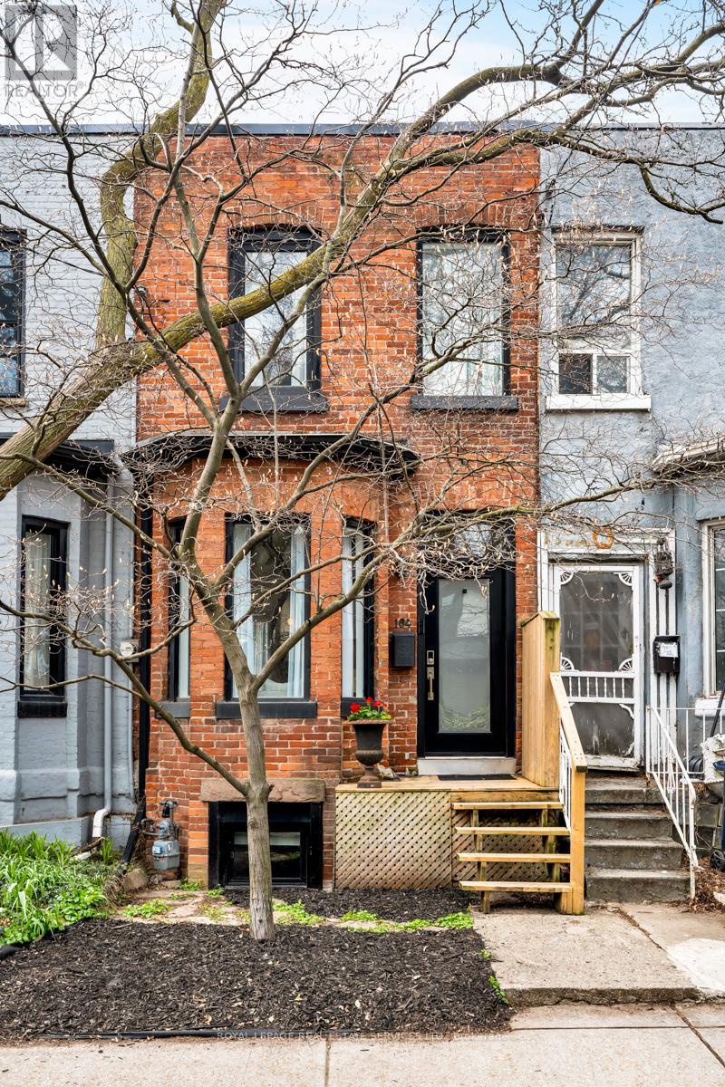 164 Munro Street, Toronto (south Riverdale), Ontario