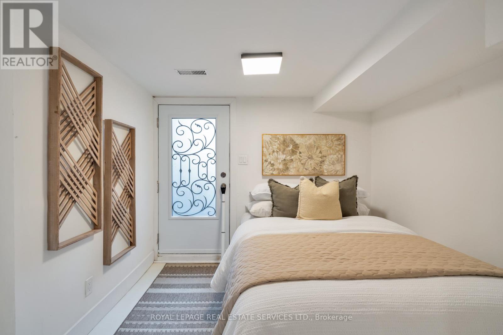164 Munro Street, Toronto (south Riverdale), Ontario