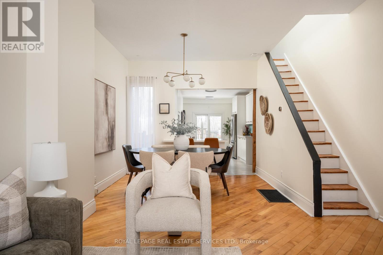 164 Munro Street, Toronto (south Riverdale), Ontario