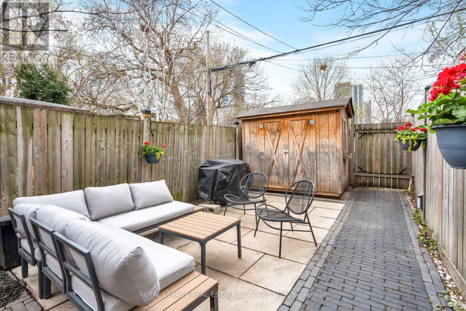 164 Munro Street, Toronto (south Riverdale), Ontario