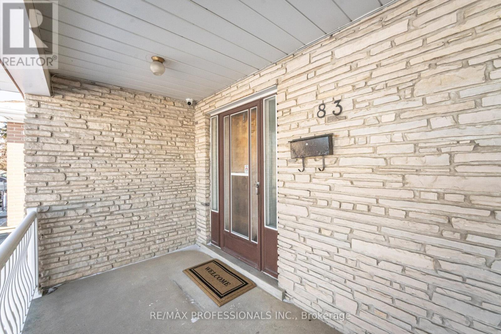 83 Spenvalley Drive, Toronto (glenfield-jane Heights), Ontario