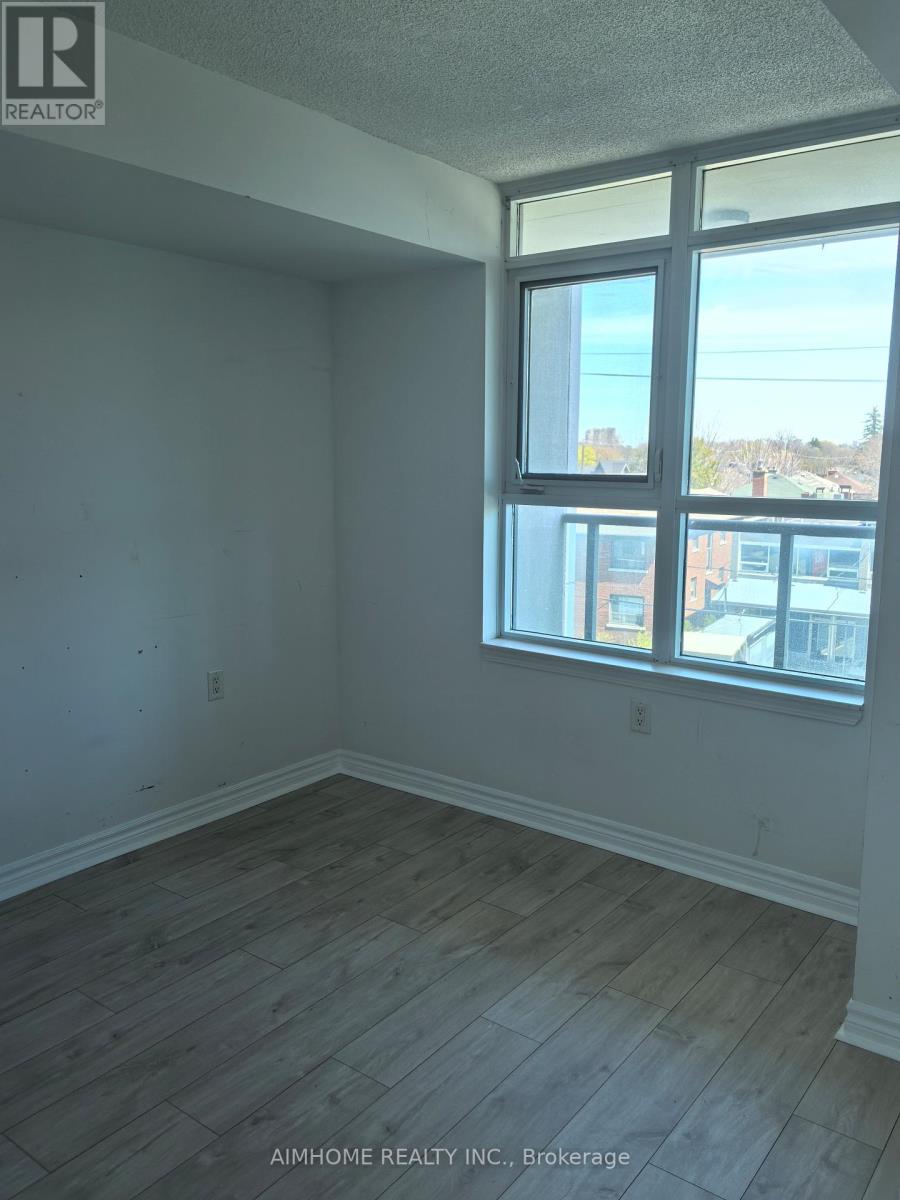 410 - 3830 Bathurst Street, Toronto (clanton Park), Ontario
