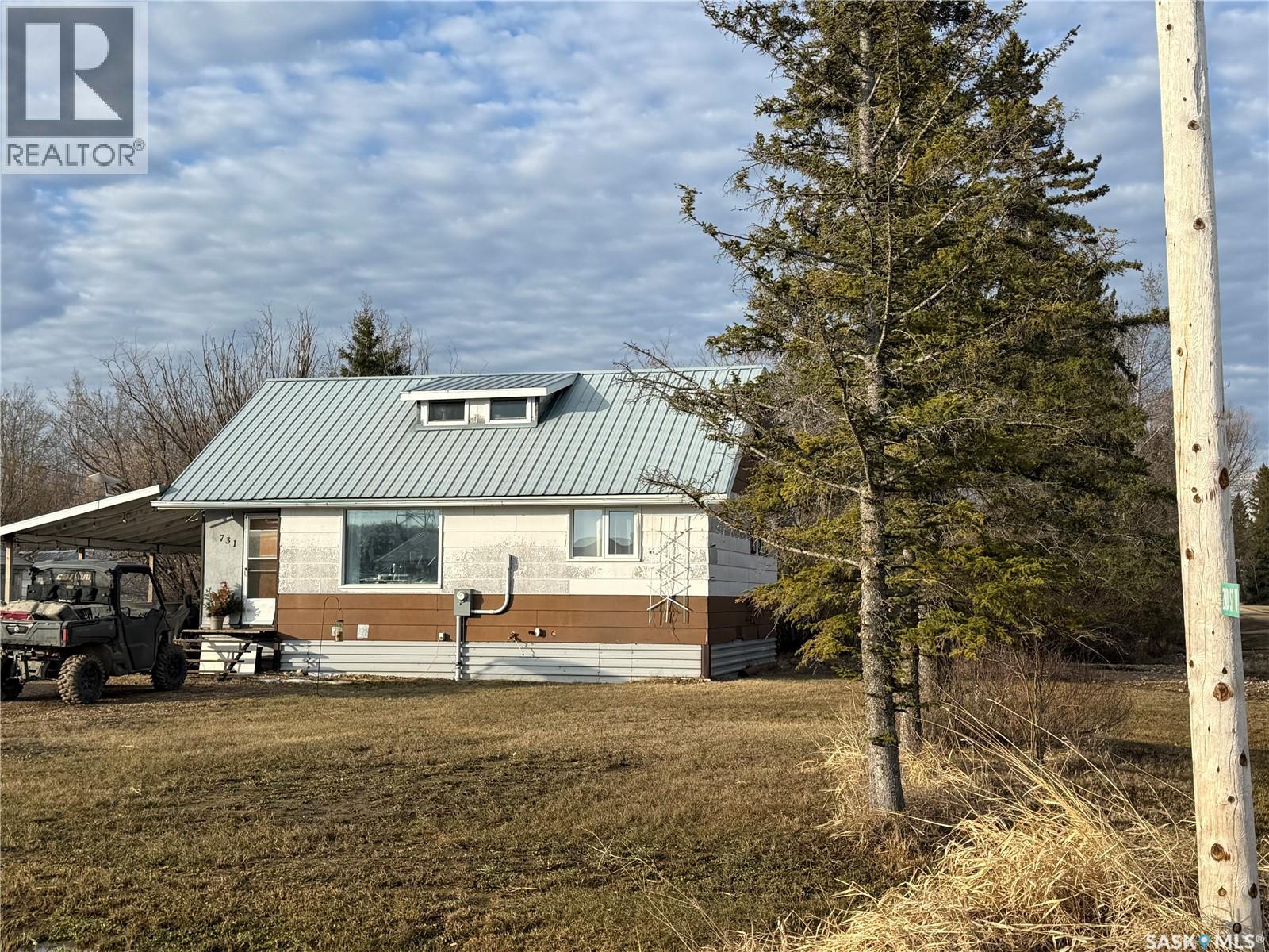 731 W 1st Street, Weekes, Saskatchewan