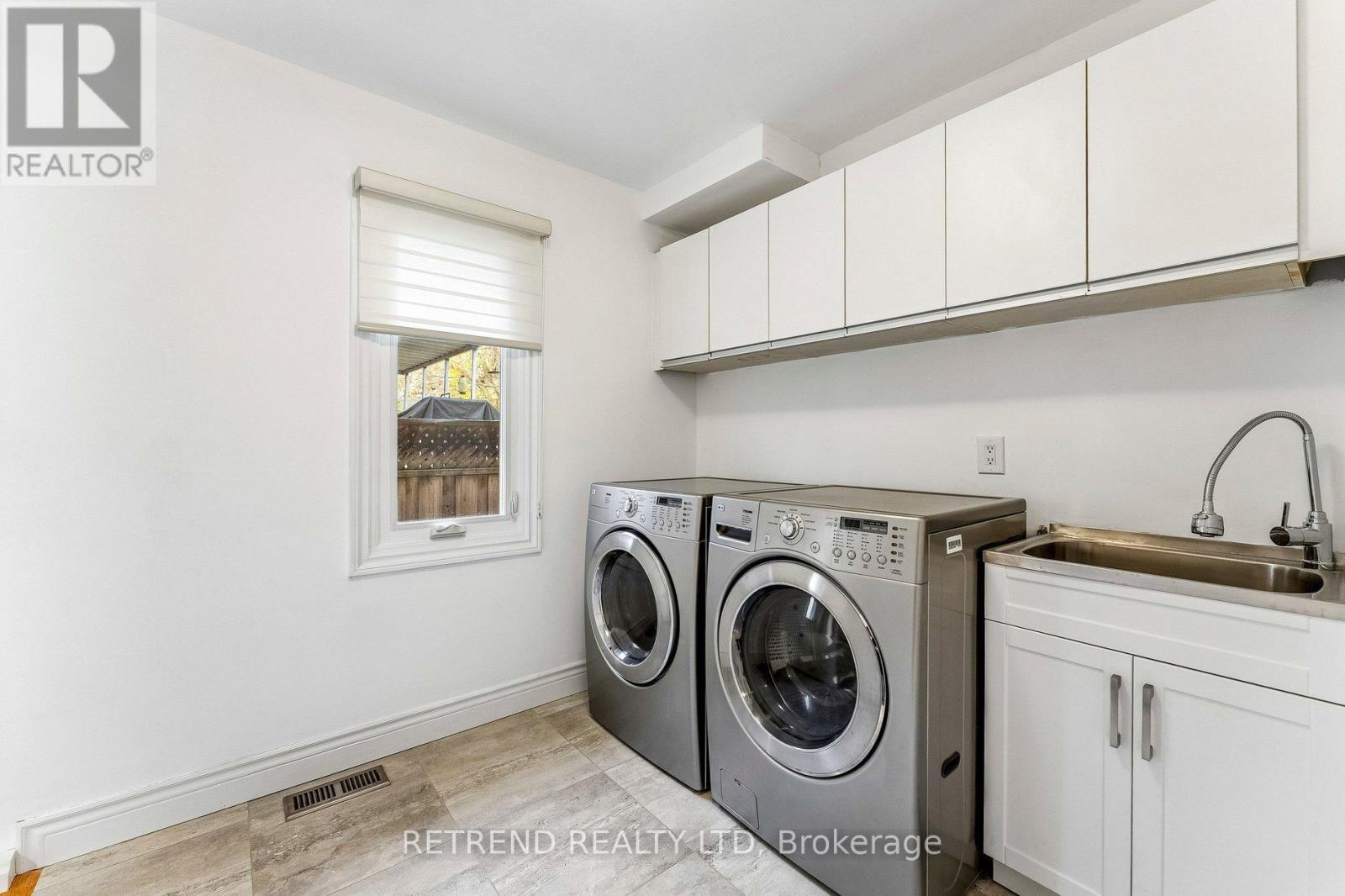 111 Hillcrest Avenue, Toronto (willowdale East), Ontario