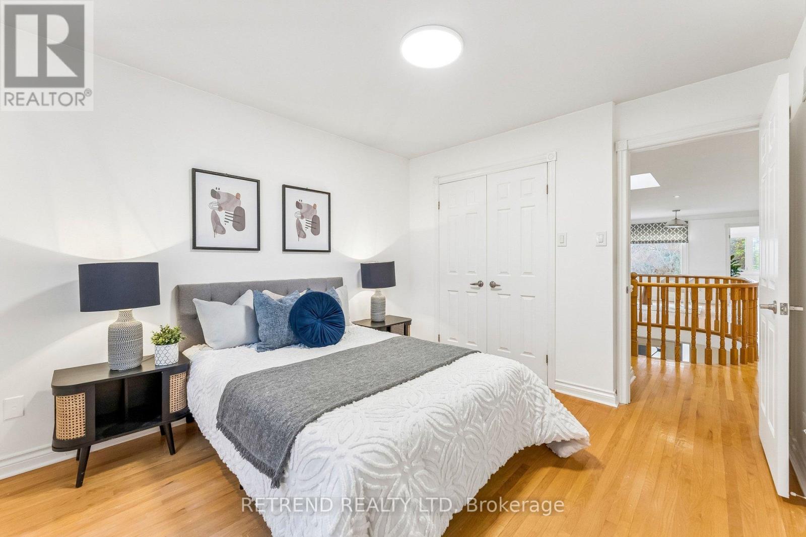 111 Hillcrest Avenue, Toronto (willowdale East), Ontario