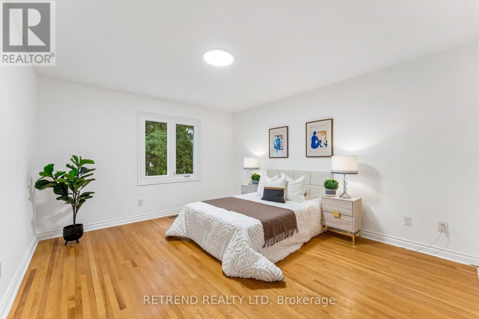 111 Hillcrest Avenue, Toronto (willowdale East), Ontario