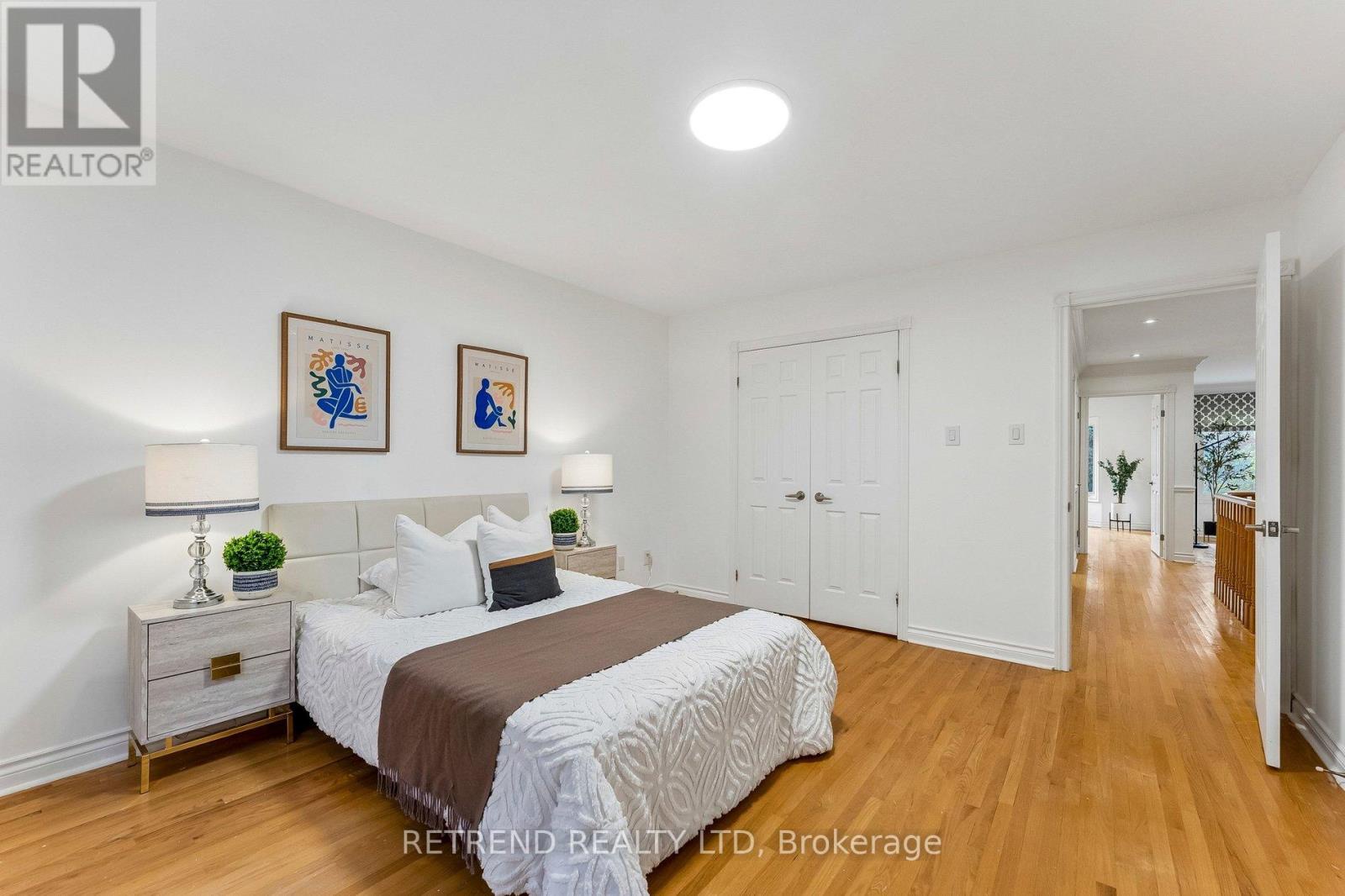 111 Hillcrest Avenue, Toronto (willowdale East), Ontario