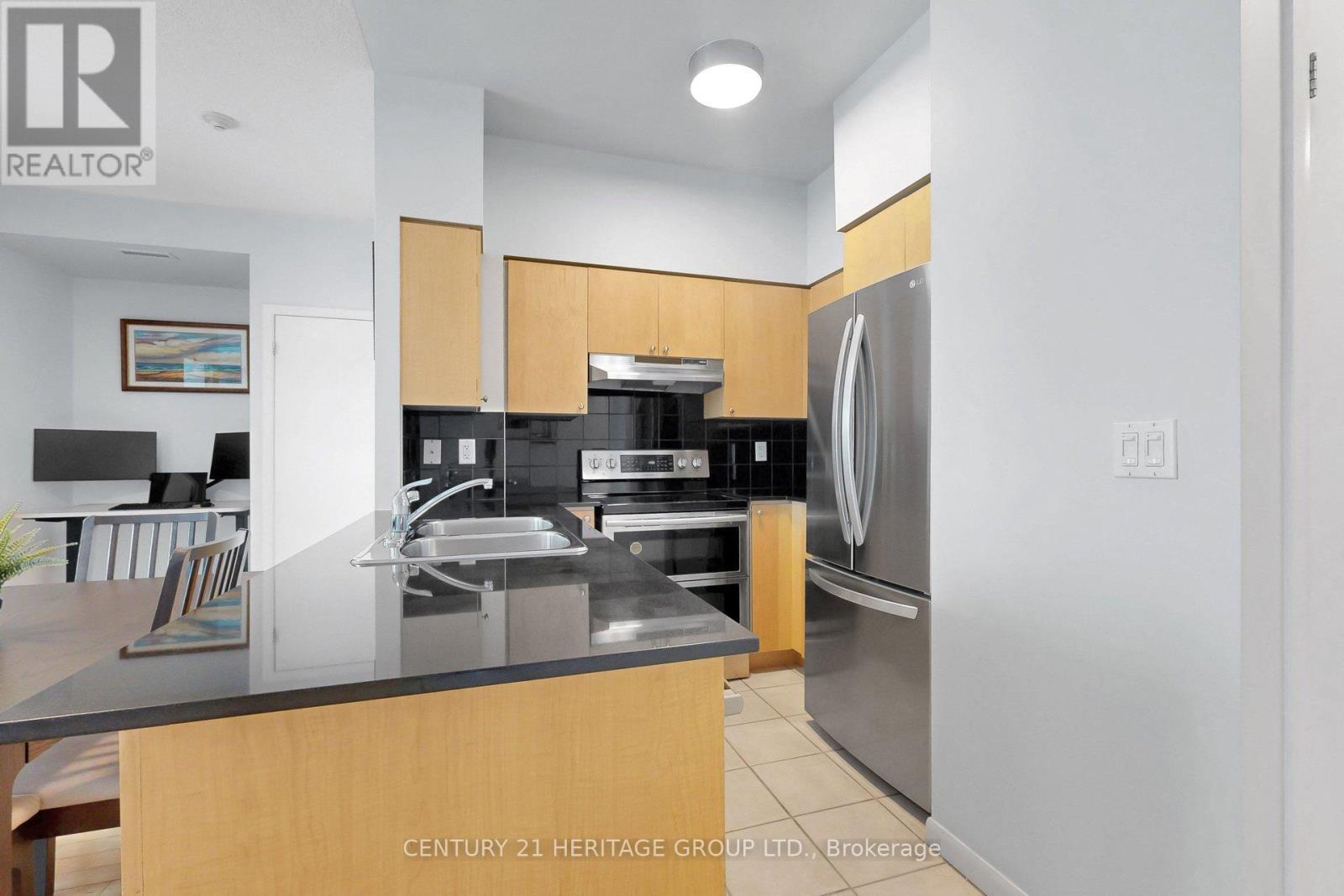 2713 - 231 Fort York Boulevard, Toronto (niagara), Ontario