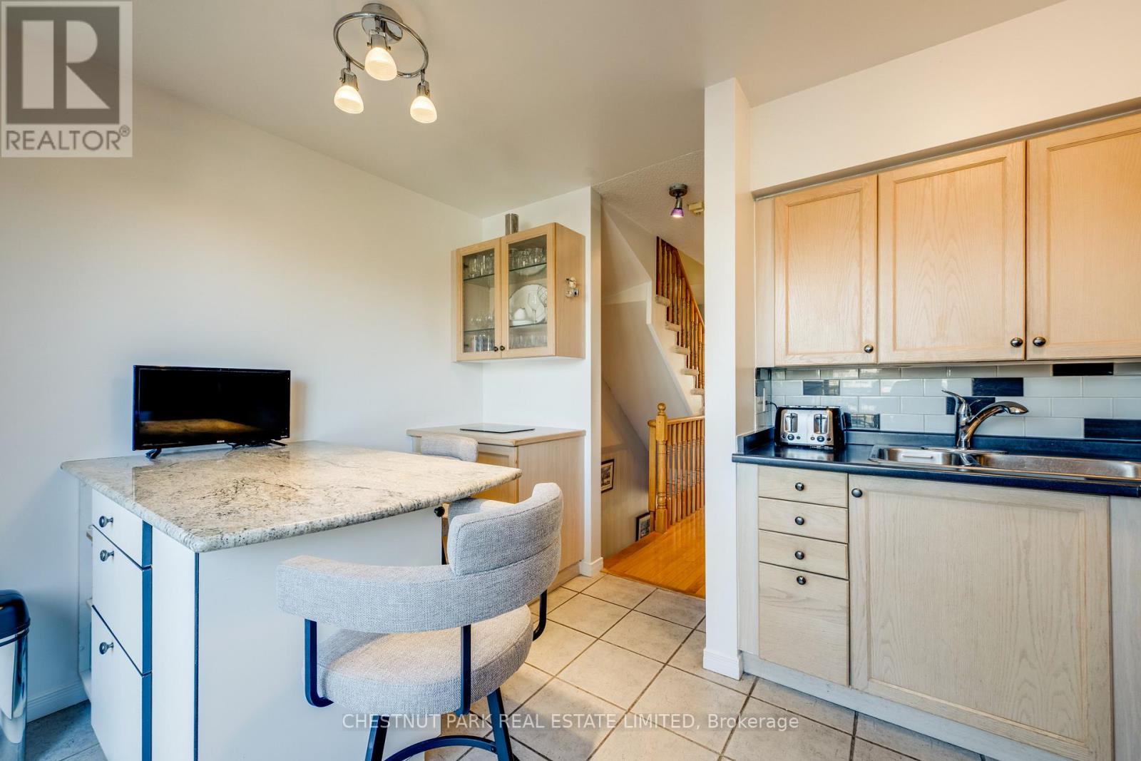 Th8 - 140 Bathurst Street, Toronto (niagara), Ontario