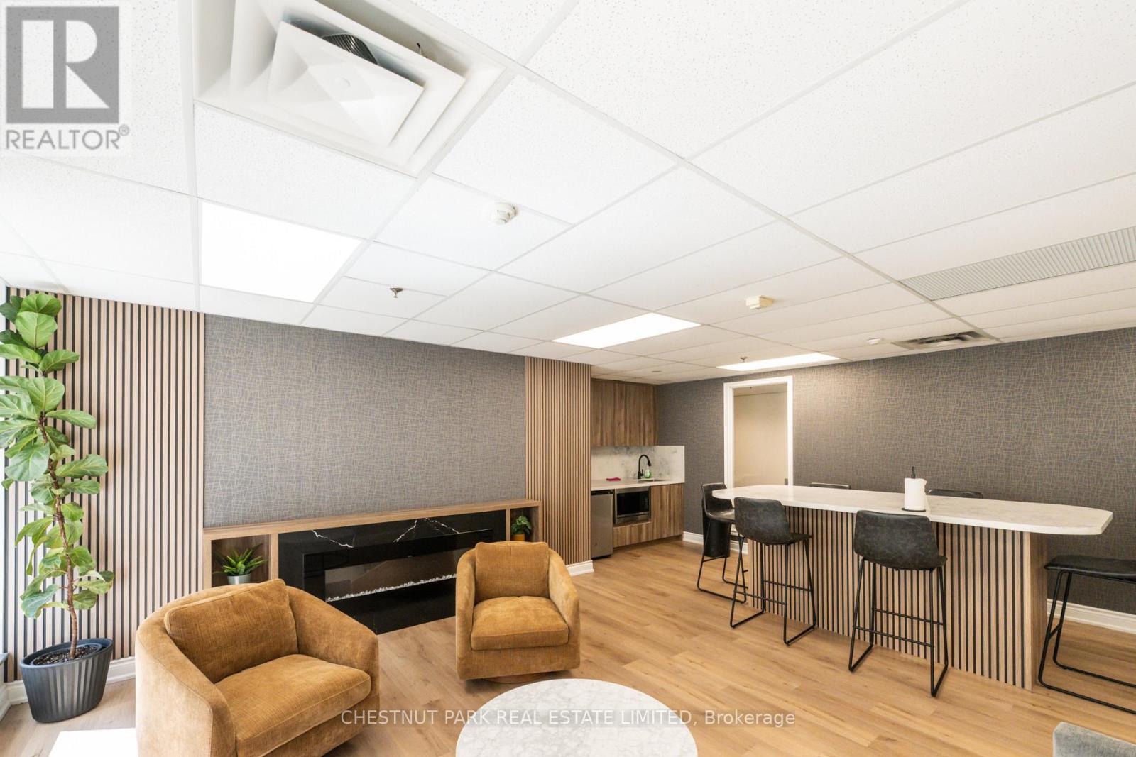Th8 - 140 Bathurst Street, Toronto (niagara), Ontario