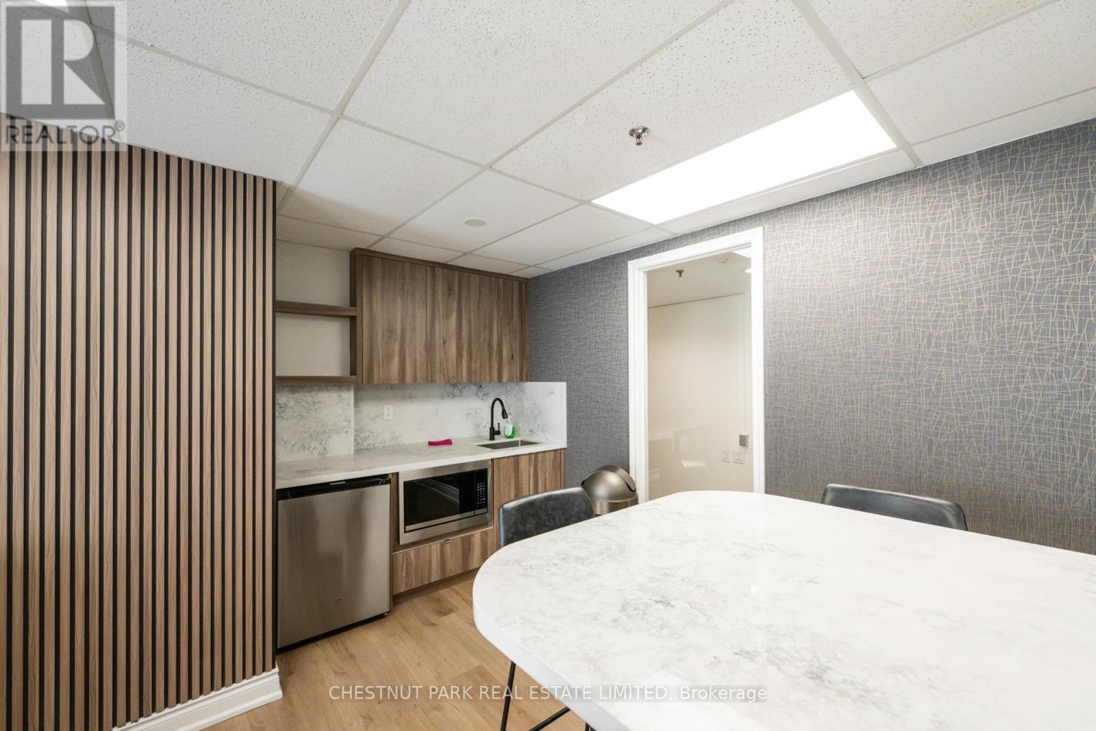Th8 - 140 Bathurst Street, Toronto (niagara), Ontario