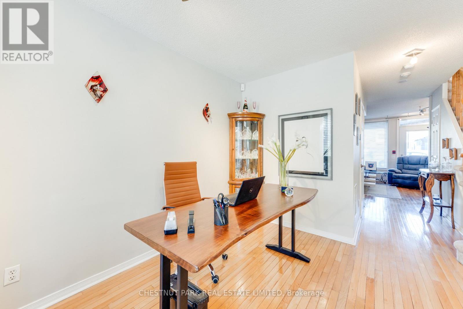 Th8 - 140 Bathurst Street, Toronto (niagara), Ontario
