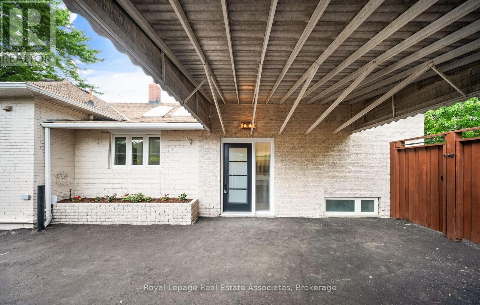 665 Kipling Avenue, Toronto (islington-city Centre West), Ontario