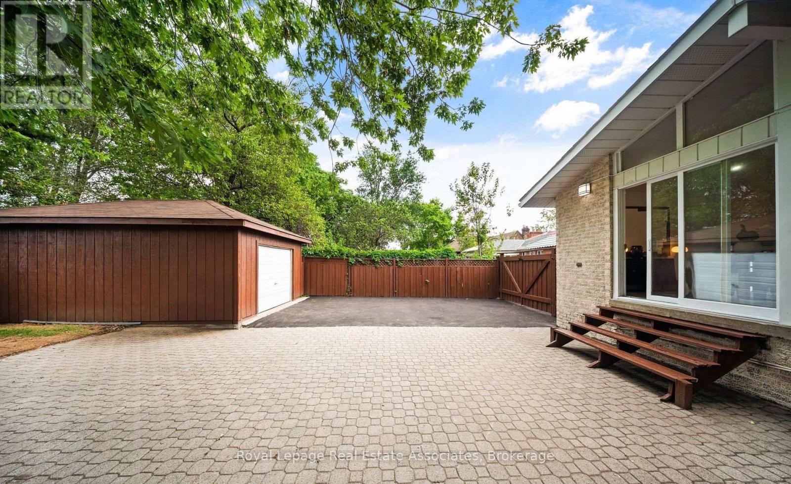 665 Kipling Avenue, Toronto (islington-city Centre West), Ontario