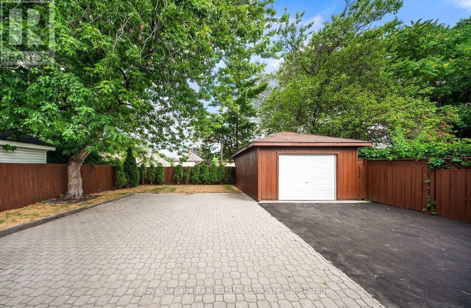 665 Kipling Avenue, Toronto (islington-city Centre West), Ontario