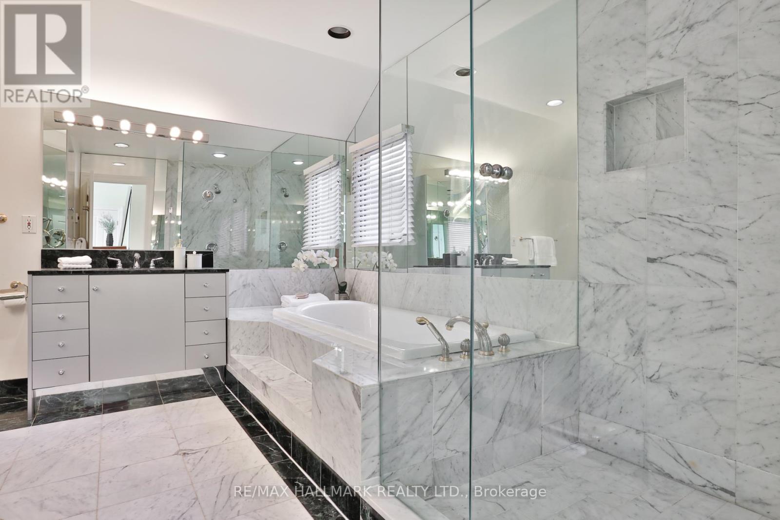 569 Briar Hill Avenue, Toronto (forest Hill North), Ontario