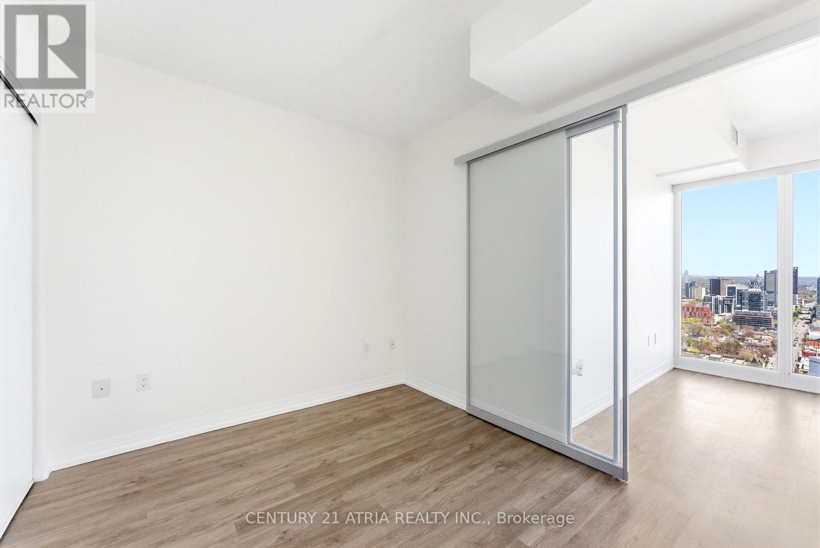 2901 - 251 Jarvis Street, Toronto (moss Park), Ontario