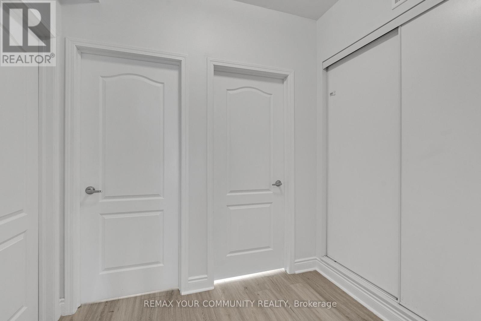 218 - 17 Coneflower Crescent, Toronto (westminster-branson), Ontario