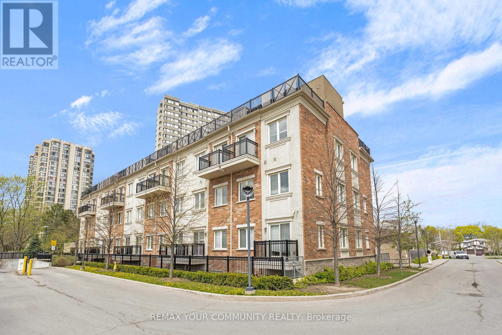 218 - 17 Coneflower Crescent, Toronto (westminster-branson), Ontario
