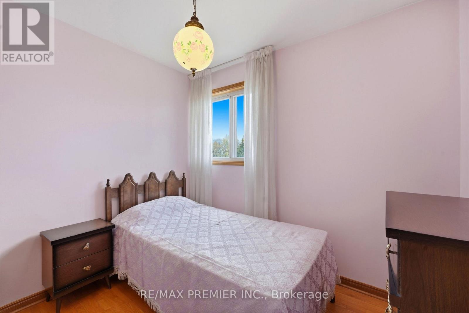 40 Donofree Road, Toronto (maple Leaf), Ontario