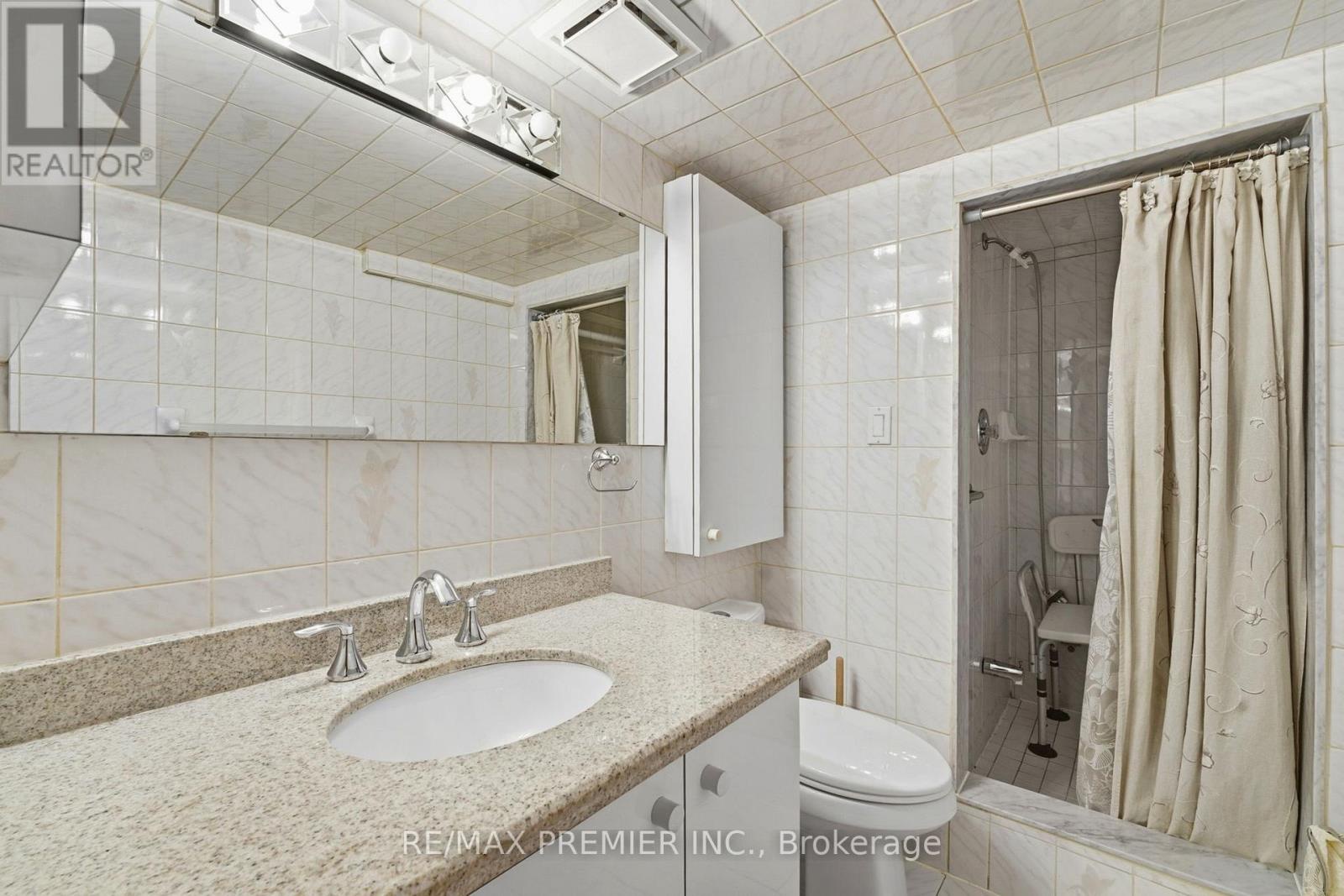 40 Donofree Road, Toronto (maple Leaf), Ontario