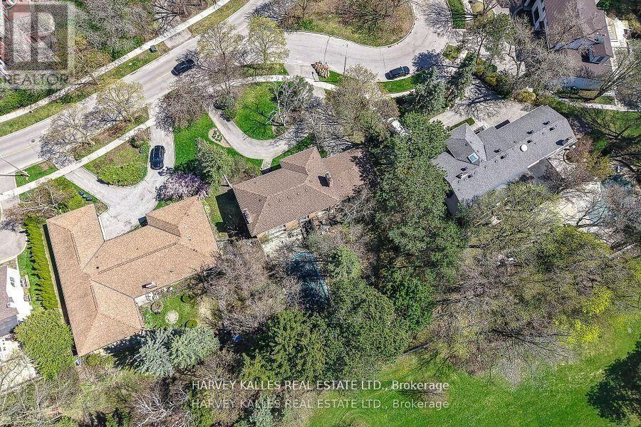 38 Fifeshire Road, Toronto (st. Andrew-windfields), Ontario