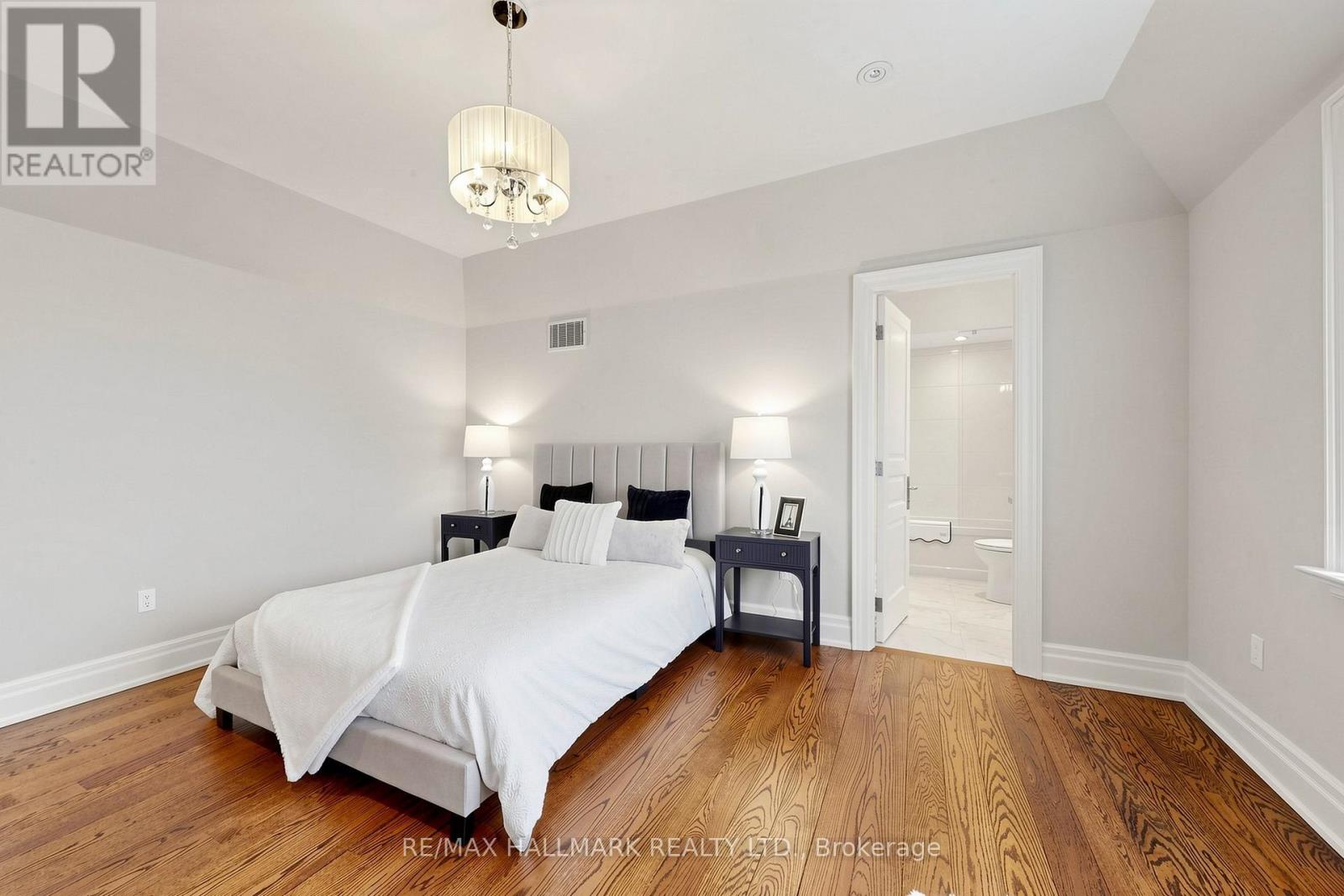 50 Lloydminster Crescent, Toronto (newtonbrook East), Ontario