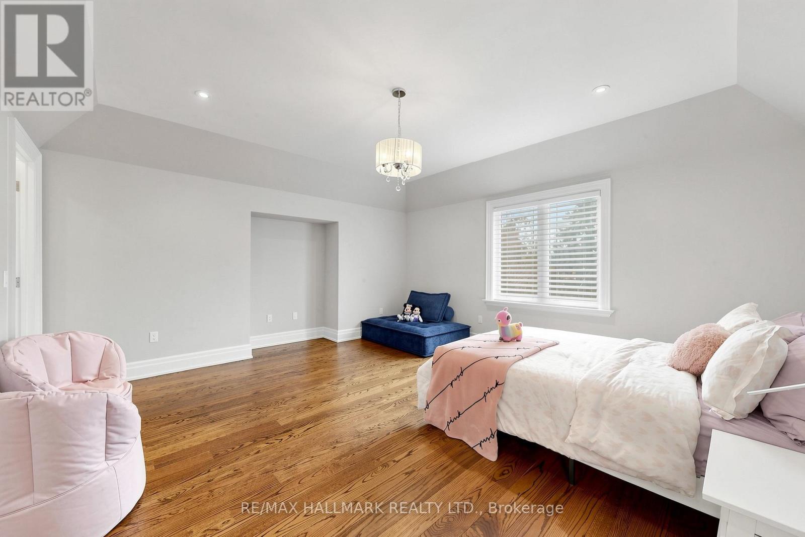 50 Lloydminster Crescent, Toronto (newtonbrook East), Ontario