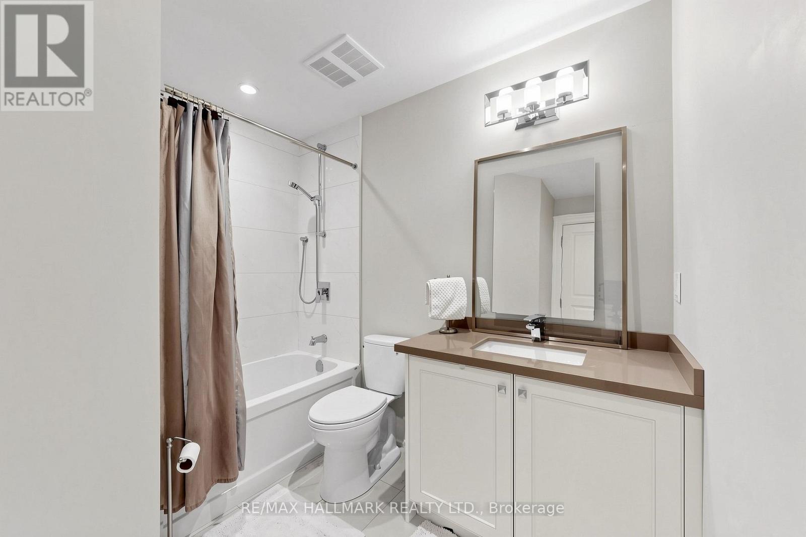 50 Lloydminster Crescent, Toronto (newtonbrook East), Ontario