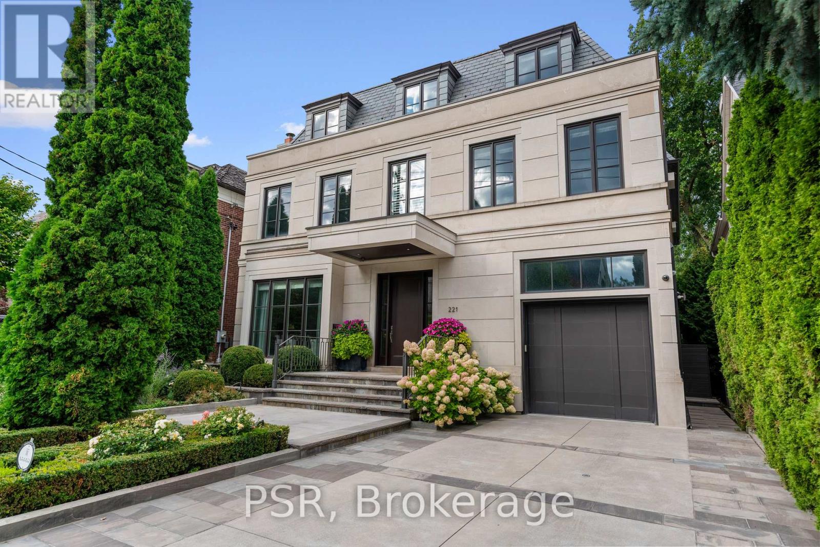 221 Dunvegan Road, Toronto (forest Hill South), Ontario